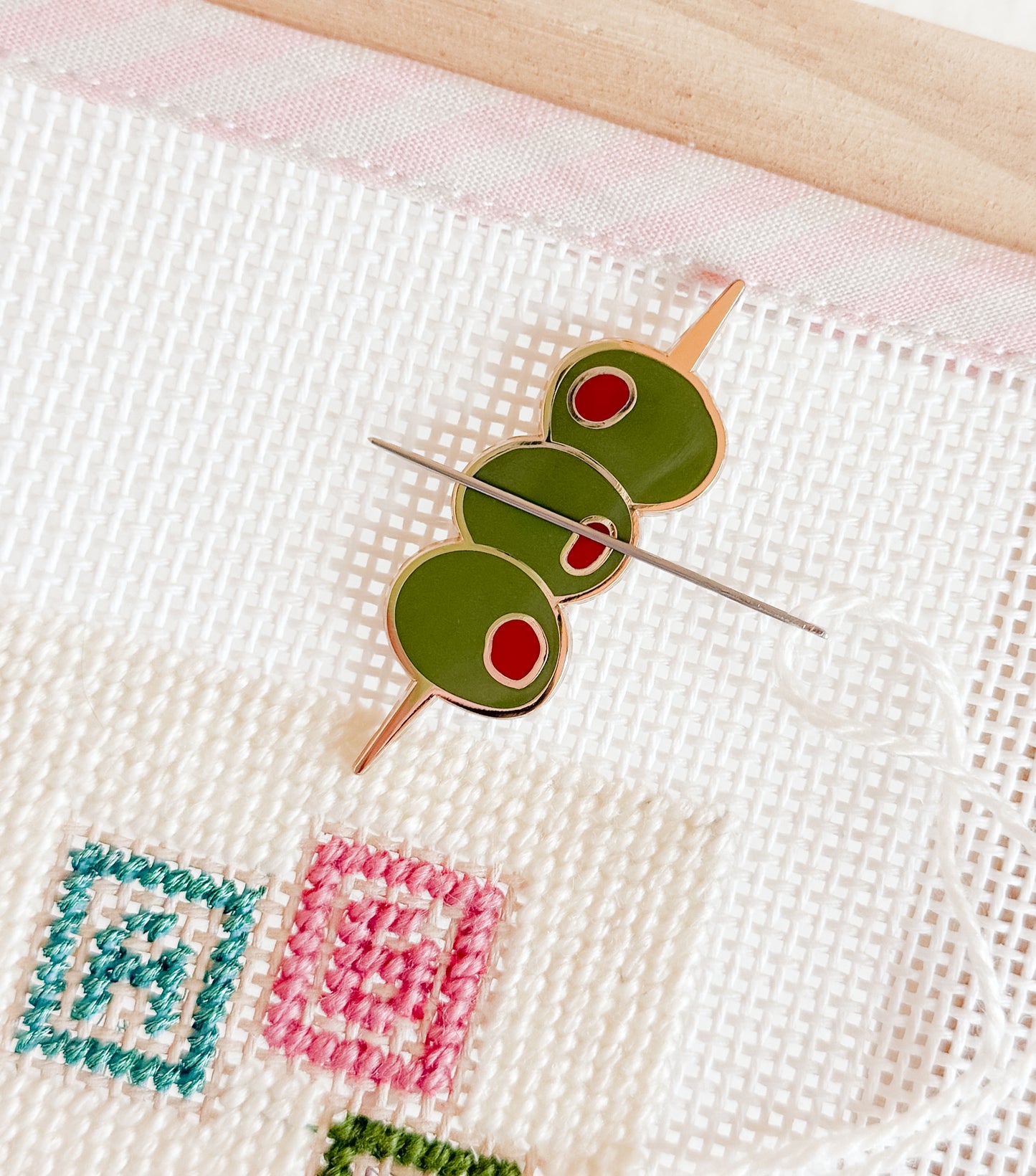 Martini Olive Needle Minder